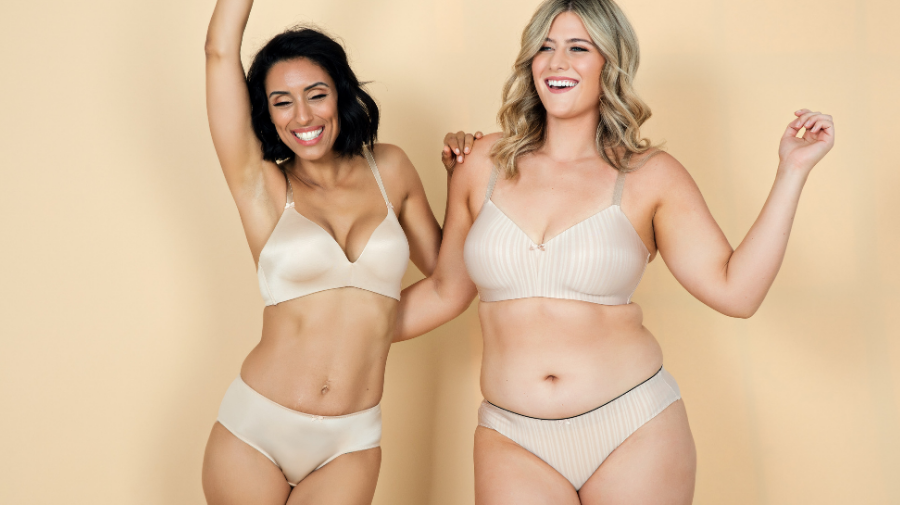 THE BEST WAYS YOU CAN BOOST YOUR FRIEND’S BODY CONFIDENCE