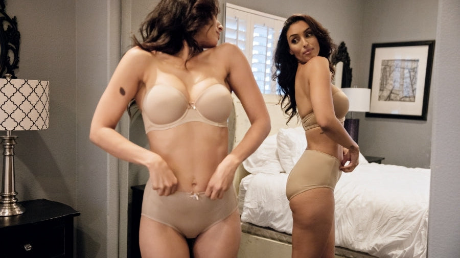 4 STRAPLESS BRA FIT ISSUES AND HOW TO FIX THEM