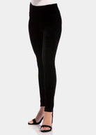 [drive:1CuD2ixS1kINPCPBNSPdeITMXH6jIFnsE:Black Velvet_16VL_3] S / Black Velvet