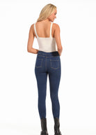 [drive:1Gs9vct8XTGhD-wztjrVsnlzZs5NSrkX6:16SJ_Jeans-Blue_42TB_White_back_1437] S / Jeans Blue