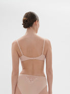 [drive:1LIM82tfl3cPoB9YfvqA9qdaQQFu9KoUY:1_131343_739_3 (2)] Peau Rose / 38B