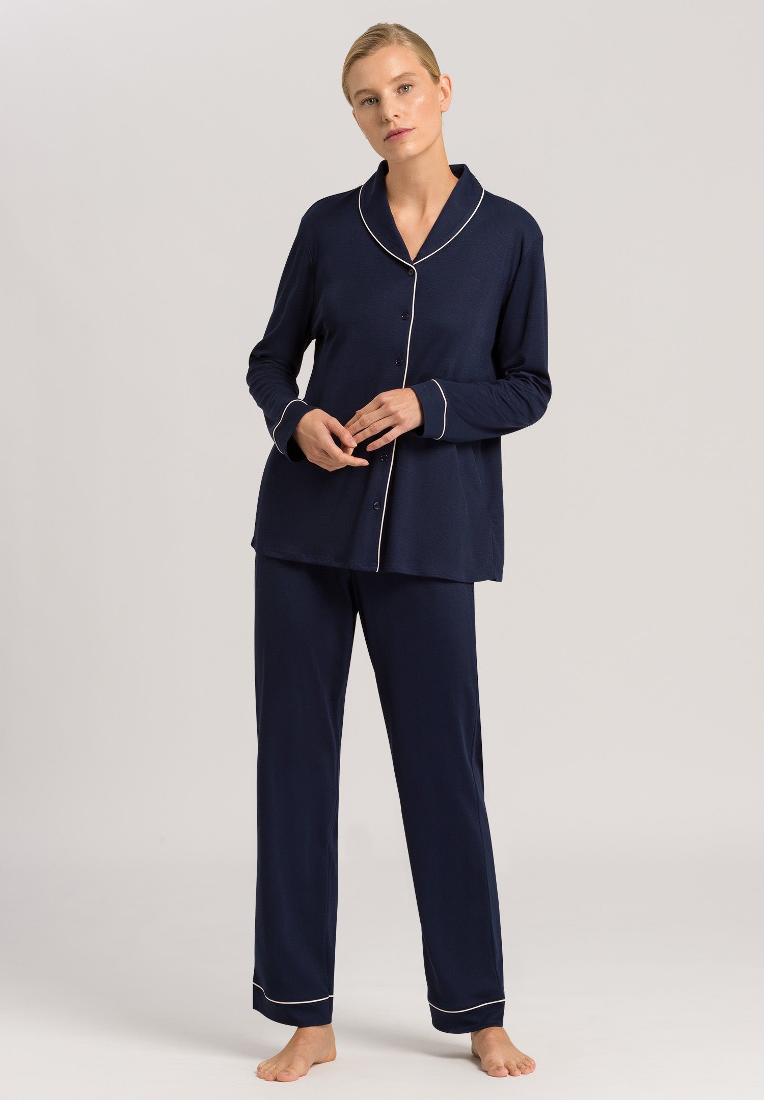 [drive:1RBT9Owgh08pumnniKlCAYP2vPZS04LAh:HANRO_B_071610_077966_3] XS / Deep Navy