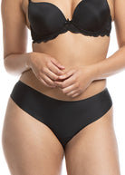 [drive:1Y83FaRF5cruThEZjhL7McS8vybXsZ7ds:50GB_46ST_black_front_03_cropped] S / Black