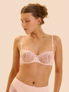 [drive:1ksgimtfxyGEpQ8RAnmSAX_CTHmHJKPML:1_12X330_383_1 ] 32B / Blush