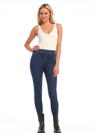 [drive:1neJVse8-dnwBkc_mIs2VkmJF9IOYB2_4:16SJ_Jeans-Blue_42TB_White_front_1431] S / Jeans Blue