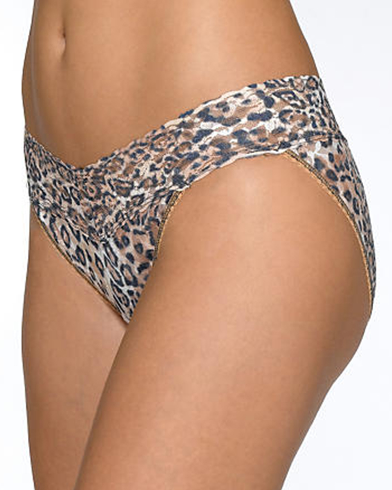 Active H.Samuel Vouchers & Discount Codes for December 2018 Details: Find low prices for men’s and women’s clothing, along with select home decor, available in the clearance section at Blair. Browse a wide selection of knit tanks, capri pants, print tops and many other styles for less than $5.
